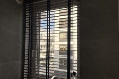Żaluzje drewniane i aluminiowe Modern Line