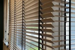 Żaluzje drewniane i aluminiowe Modern Line